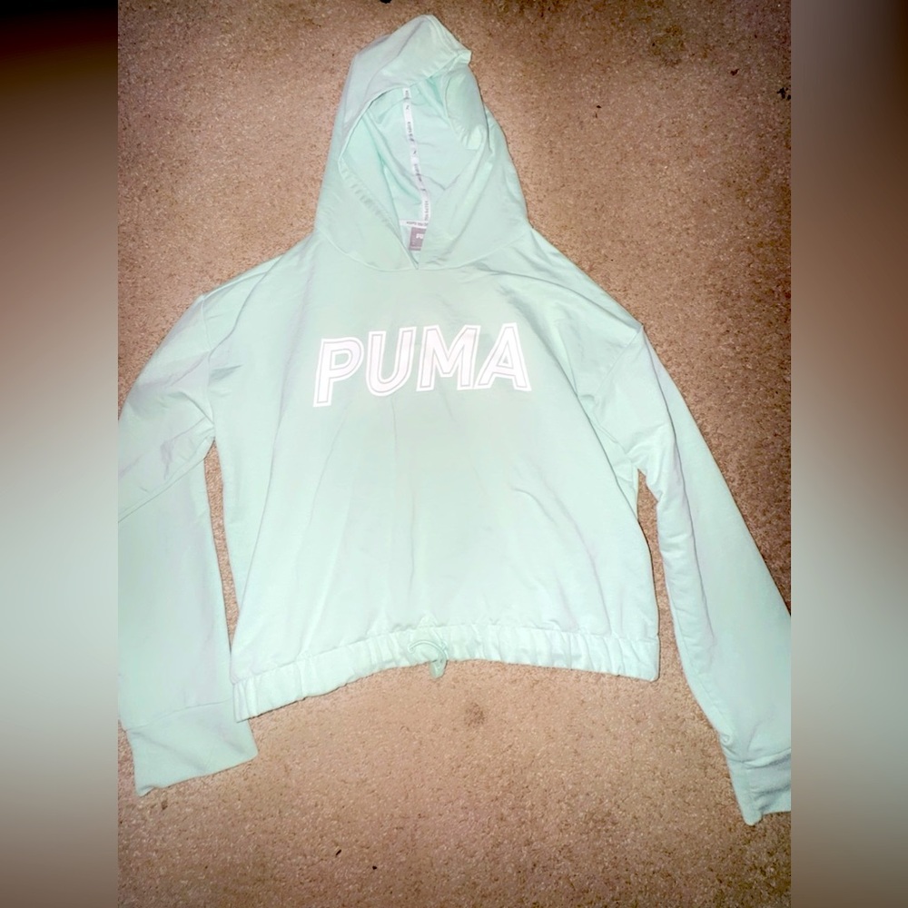teal puma cropped hoodie only worn once!
